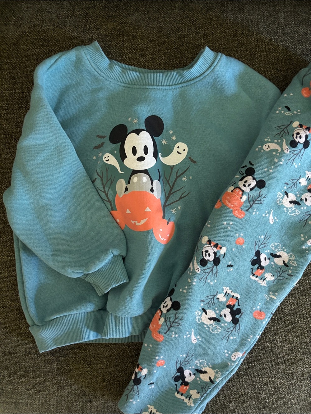 Disney Old Navy Mickey Mouse Halloween Pajama Sweat Set 12M